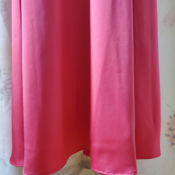 BCBG MaxAzria CERISE DEEP-V PLEATED LONG GOWN - Picture 10 of 16